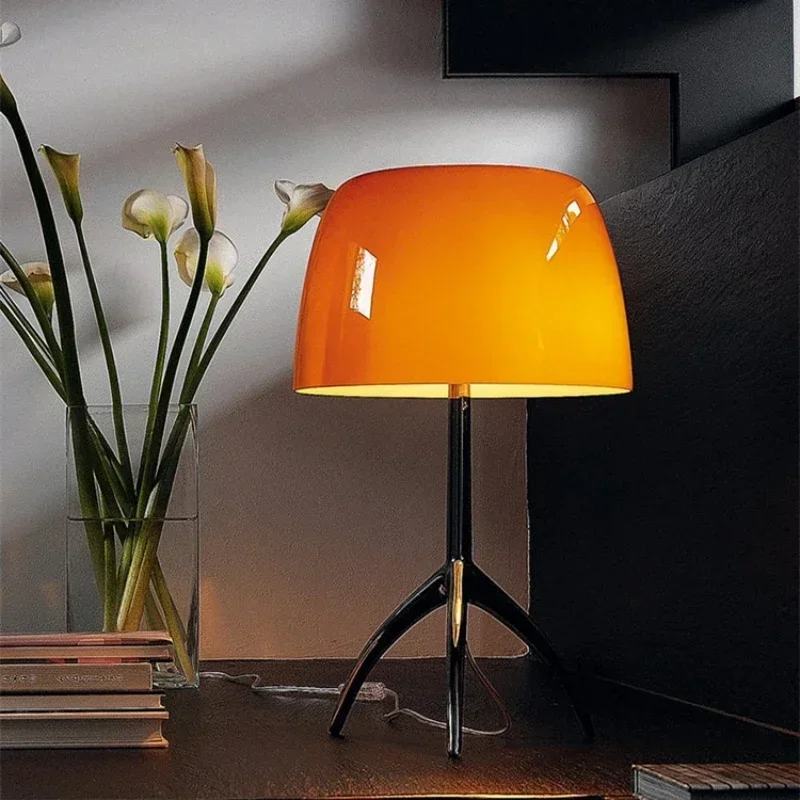 Floor Lamp Tripod - Włoska lampa stołowa vintage ze szkła,