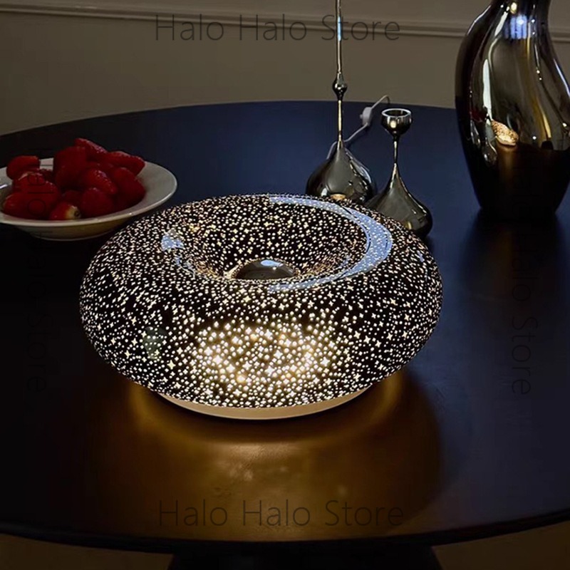 Orange Lighting Decor - Czarna lampka nocna w kształcie pomarańczowego