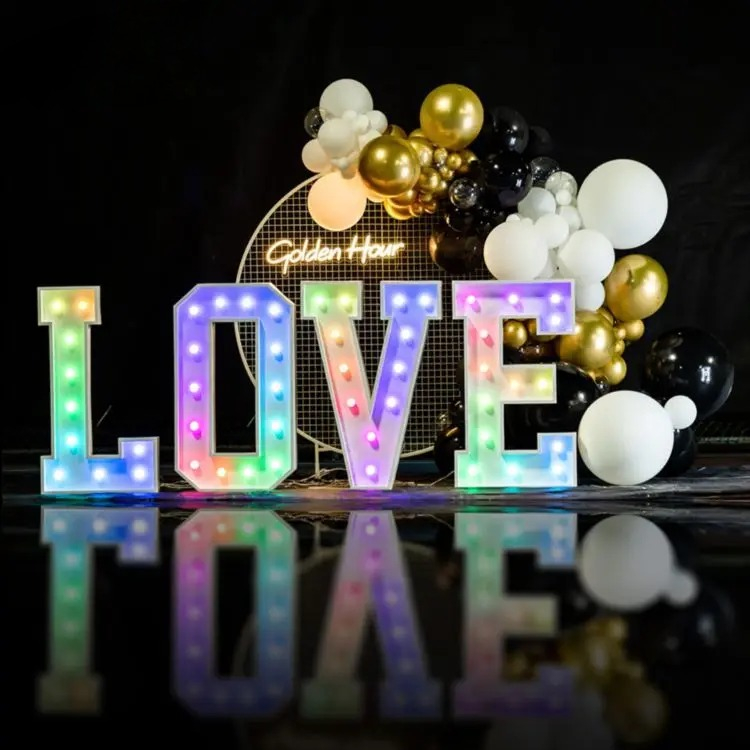 Profesjonalne LED-owe litery m – Light Up Letters Marquee recenzja i cena