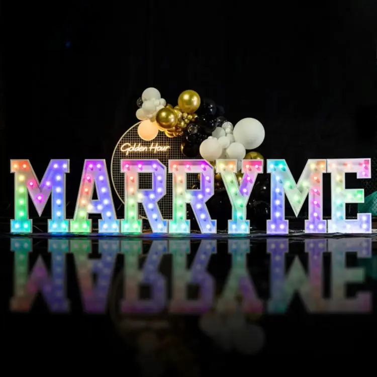 Profesjonalne LED-owe litery m – Light Up Letters Marquee recenzja i cena