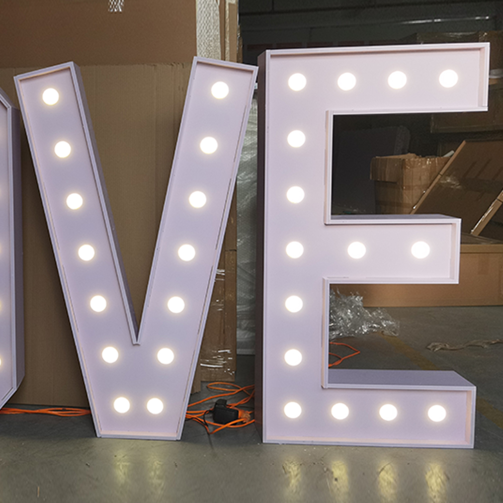 namiot świecący litera led cyf – Light Up Letters Marquee recenzja i cena