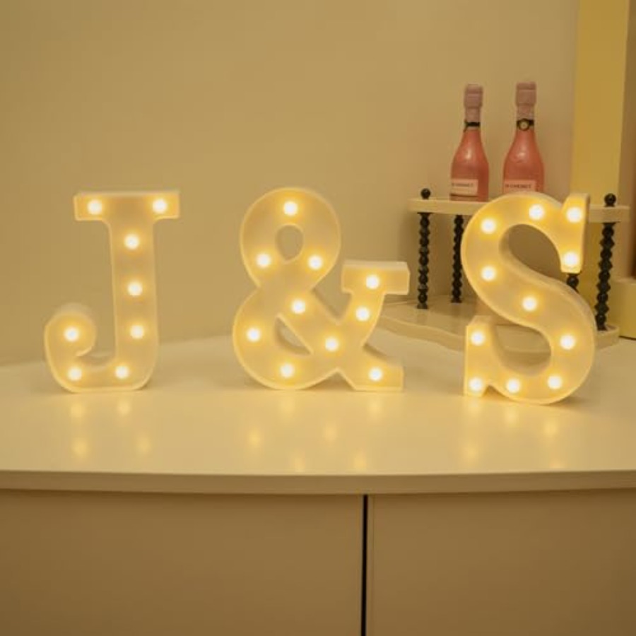 Świecące litery LED, szyld z l – Light Up Letters Marquee recenzja i cena