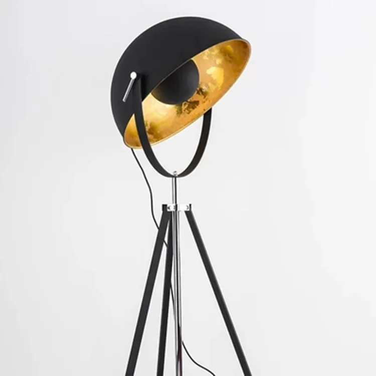 Nowoczesna, amerykańska, lampa – Floor Lamp Tripod recenzja i cena